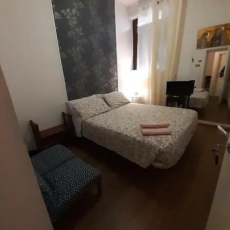 住宿加早餐酒店 艾莉丝住宿加早餐