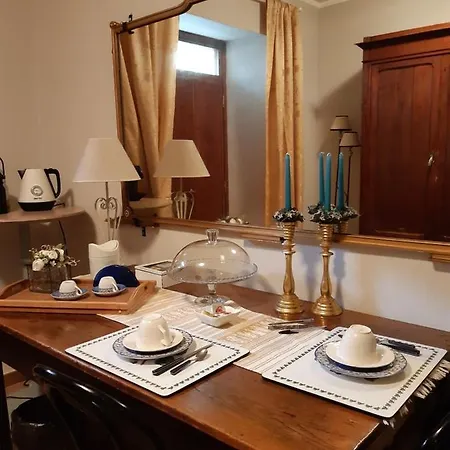 艾莉丝住宿加早餐